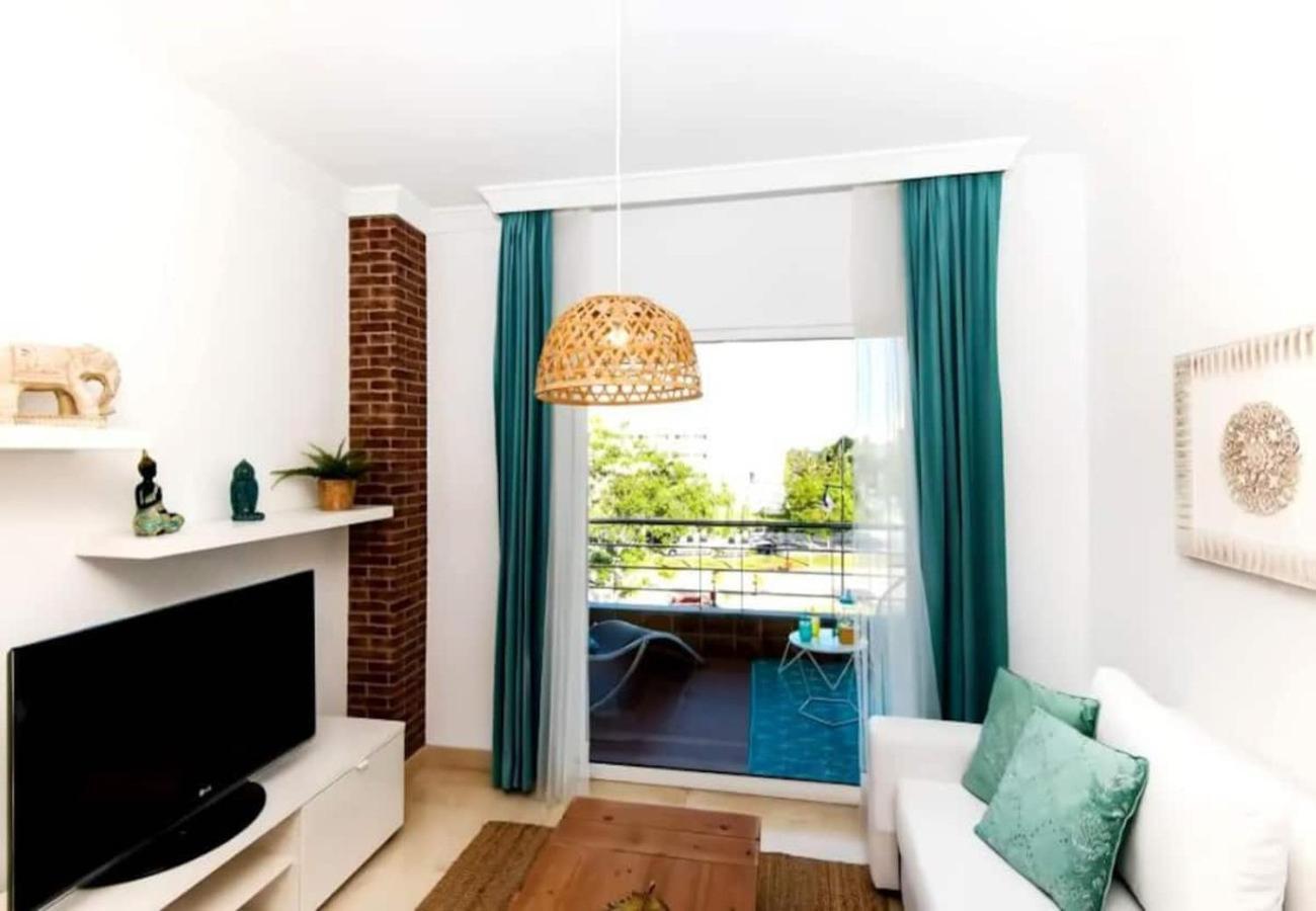 Jabega - 4 Minutes From The Apartment